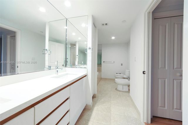 2127 Brickell Avenue 2504, Miami, FL 33129