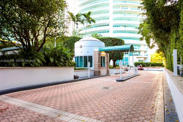 2127 Brickell Avenue 2504, Miami, FL 33129