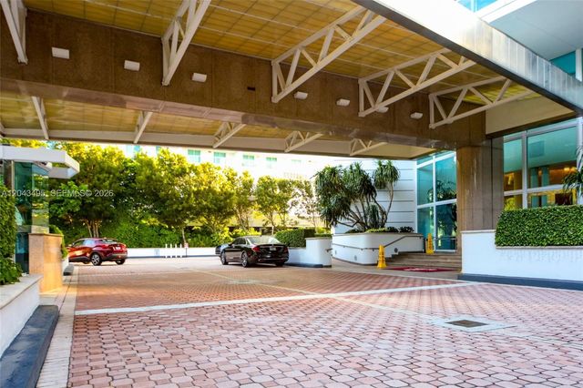 2127 Brickell Avenue 2504, Miami, FL 33129