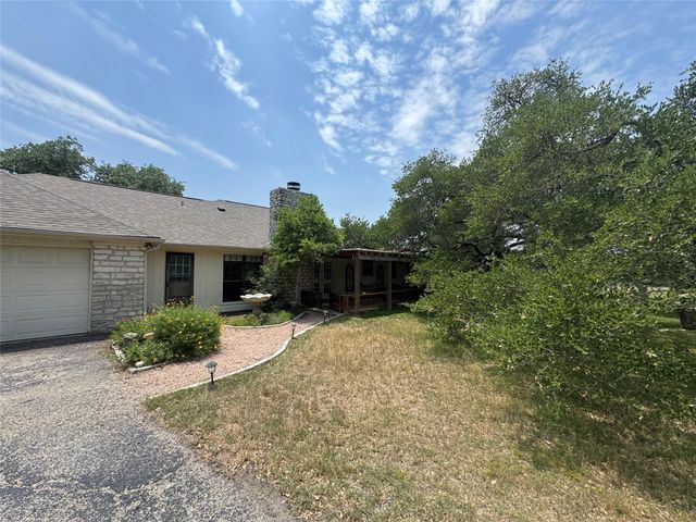4006 Spanish Oak LN, Dripping Springs, TX 78620
