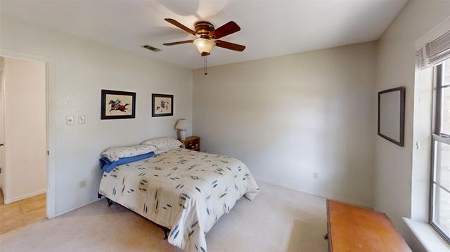 4006 Spanish Oak LN, Dripping Springs, TX 78620
