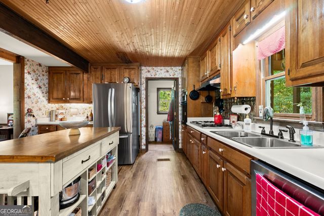 409 Pine Lake Drive, Cumming, GA 30040