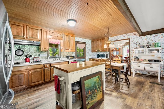 409 Pine Lake Drive, Cumming, GA 30040