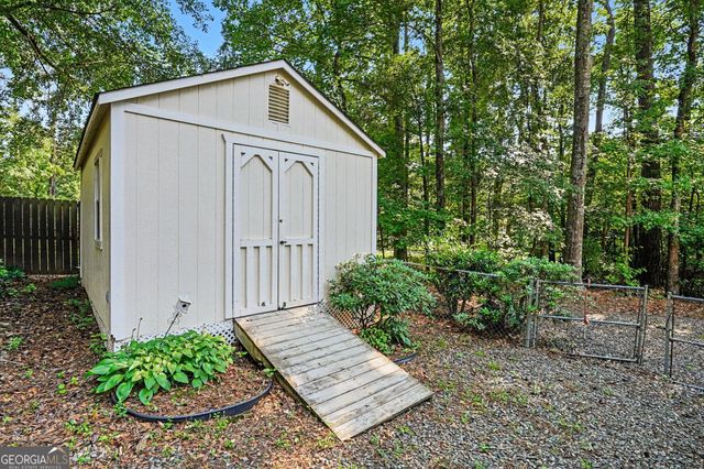 752 Springdale Woods Drive, Macon, GA 31210