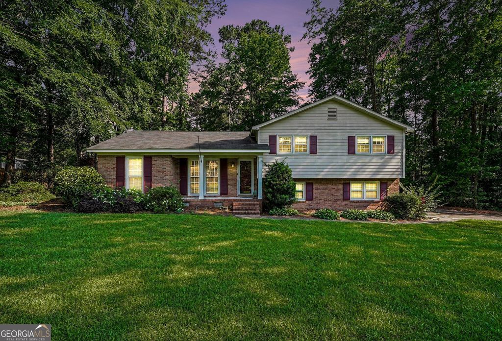 752 Springdale Woods Drive, Macon, GA 31210