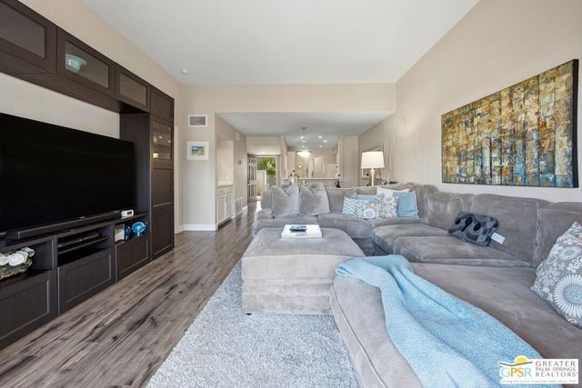 805 E Arenas Road, Palm Springs, CA 92262