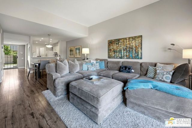 805 E Arenas Road, Palm Springs, CA 92262
