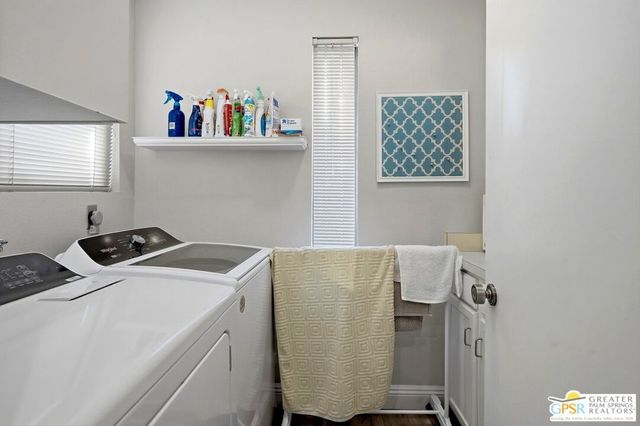 805 E Arenas Road, Palm Springs, CA 92262