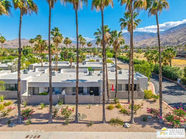 805 E Arenas Road, Palm Springs, CA 92262