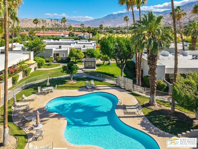 805 E Arenas Road, Palm Springs, CA 92262