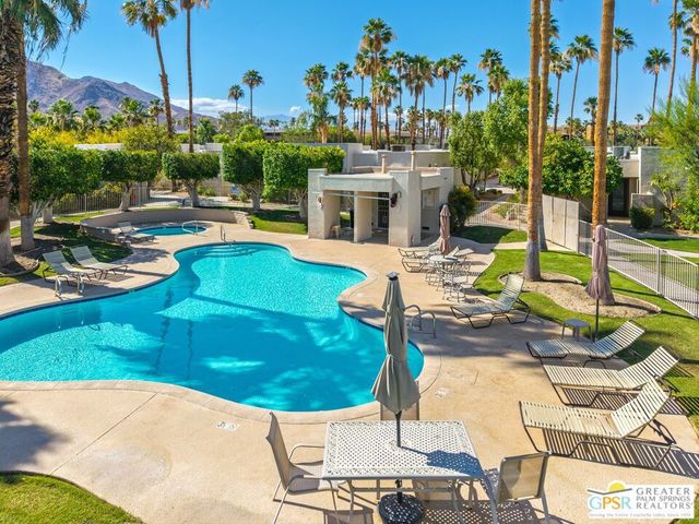 805 E Arenas Road, Palm Springs, CA 92262