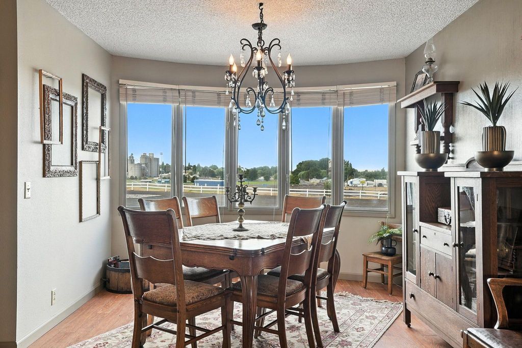 13550 State Route 2 E, Wilbur, WA 99185 photo 6