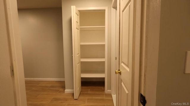 422 Fox Run Lane, Carmel, NY 10512