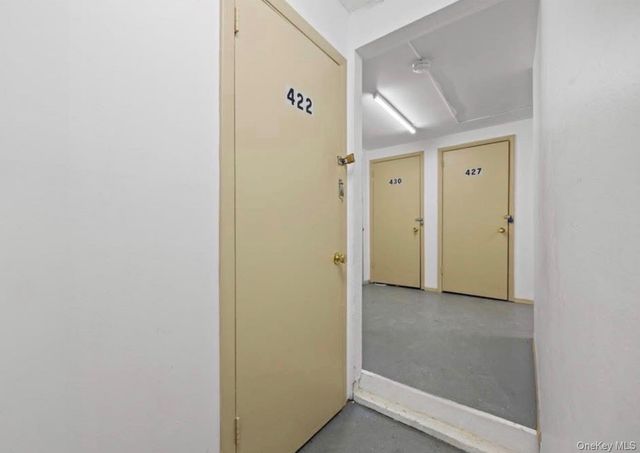 422 Fox Run Lane, Carmel, NY 10512