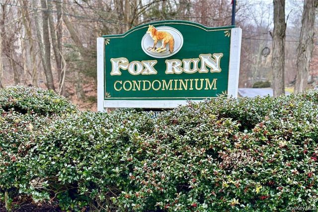 422 Fox Run Lane, Carmel, NY 10512