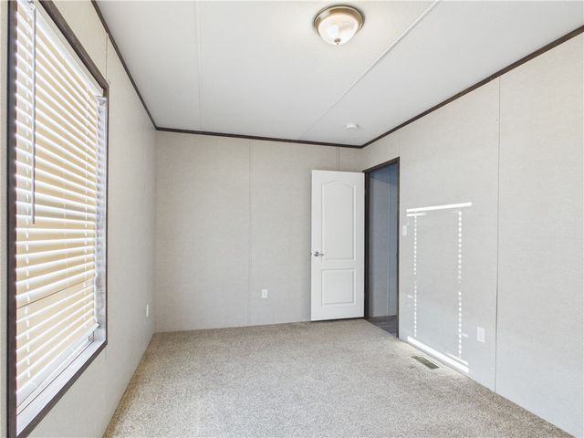 10881 Rainbow Ridge Road, Omaha, AR 72662