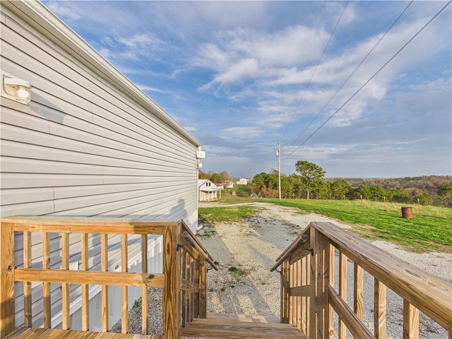 10881 Rainbow Ridge Road, Omaha, AR 72662