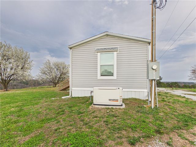 10881 Rainbow Ridge Road, Omaha, AR 72662