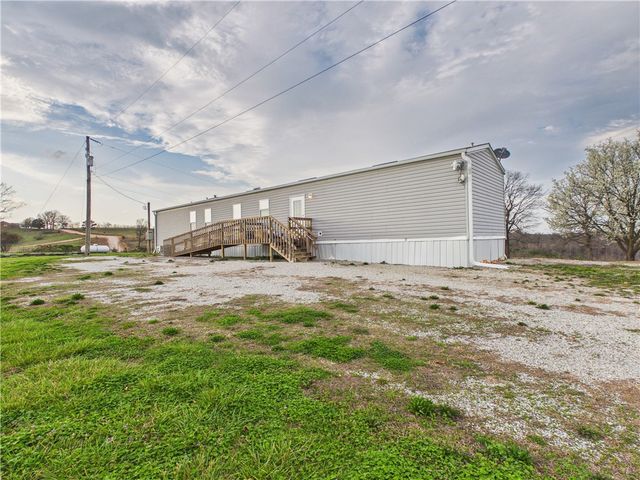 10881 Rainbow Ridge Road, Omaha, AR 72662