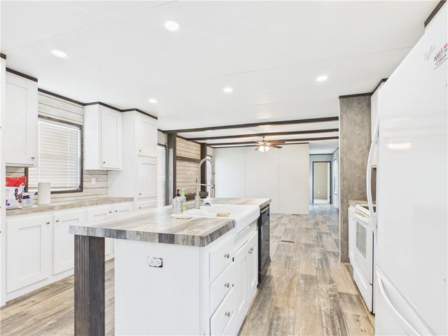 10881 Rainbow Ridge Road, Omaha, AR 72662