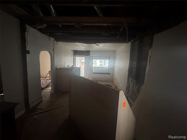 17229 Heyden Street, Detroit, MI 48219