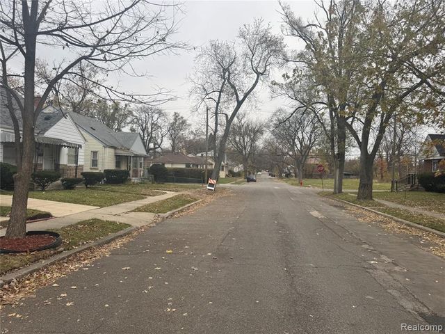 17229 Heyden Street, Detroit, MI 48219