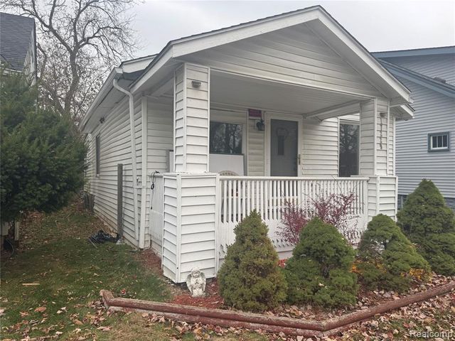 17229 Heyden Street, Detroit, MI 48219