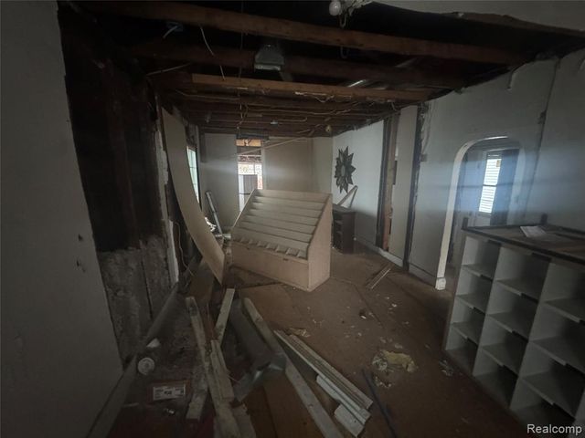 17229 Heyden Street, Detroit, MI 48219