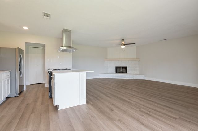 5548 Russell Drive, The Colony, TX 75056