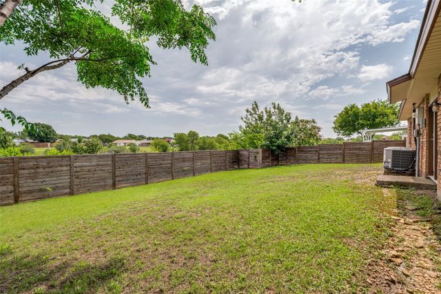 5548 Russell Drive, The Colony, TX 75056