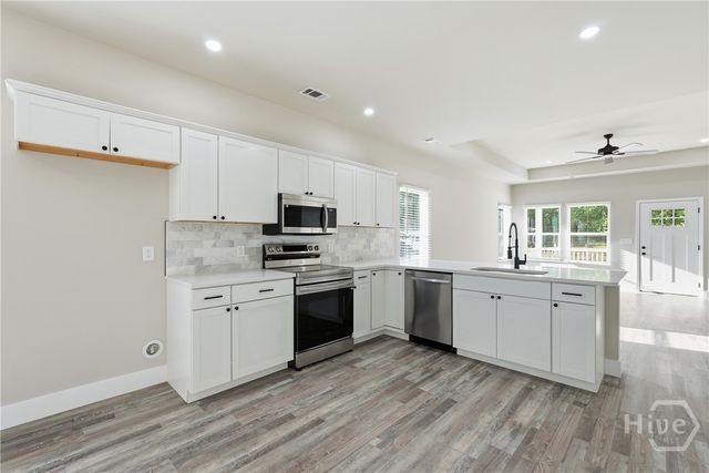 150 Darling Street, Savannah, GA 31408