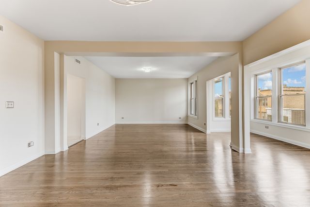 4722 S ingleside Avenue 3N, Chicago, IL 60615
