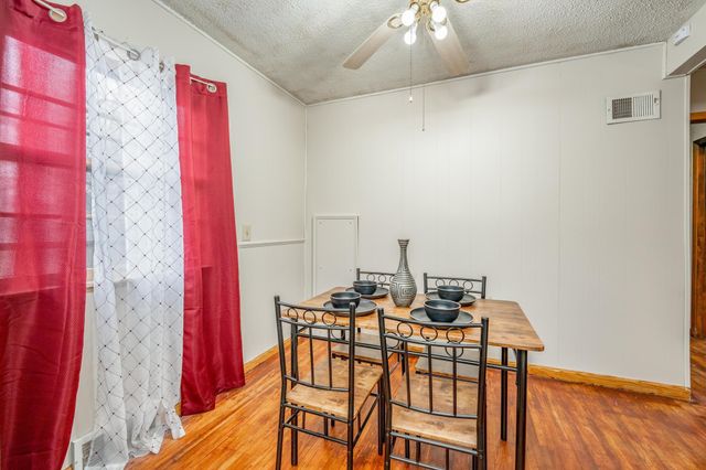 1608 Drollinger St, Wichita, KS 67218