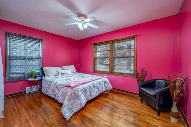 1608 Drollinger St, Wichita, KS 67218