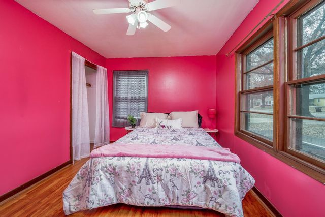 1608 Drollinger St, Wichita, KS 67218