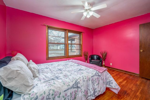 1608 Drollinger St, Wichita, KS 67218