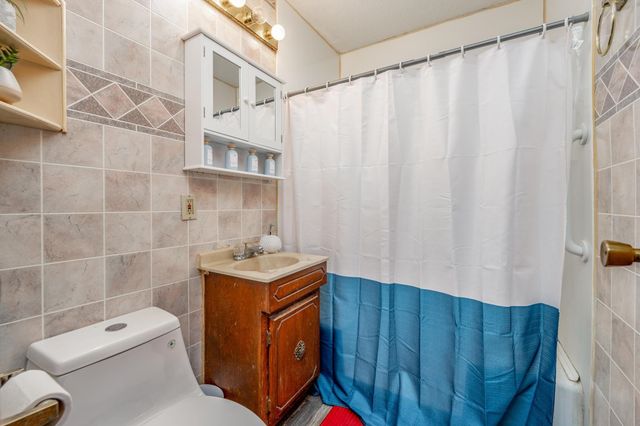 1608 Drollinger St, Wichita, KS 67218