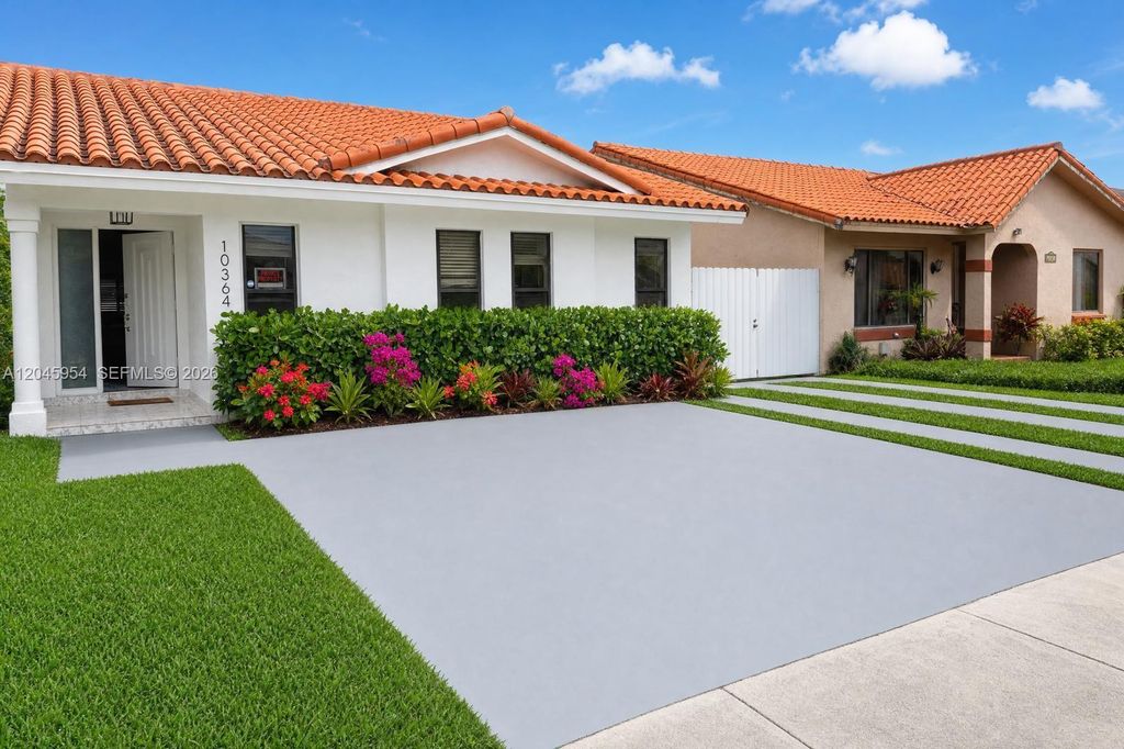 10364 NW 128th Terrace, Hialeah Gardens, FL 33018