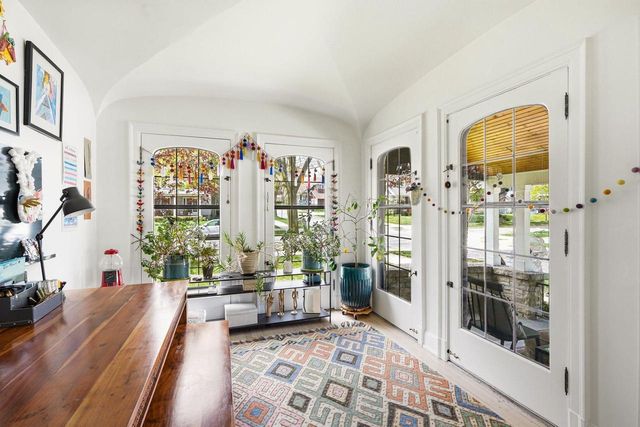 4224 Farwell AVENUE, Shorewood, WI 53211