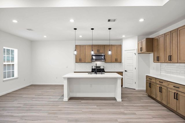 5526 Hartwick Road, Houston, TX 77016