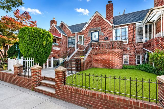 252 E 45th Street, New York City, NY 11203