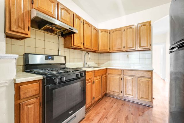 252 E 45th Street, New York City, NY 11203