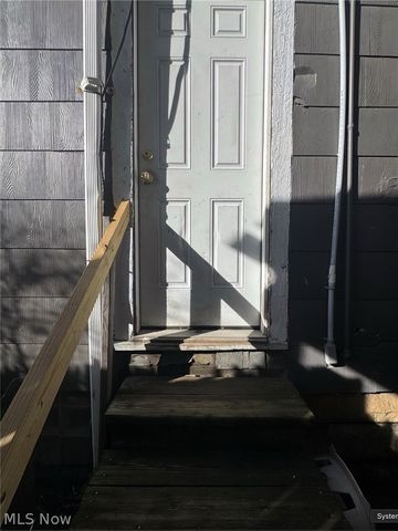 4103 Denison Avenue Up, Cleveland, OH 44109