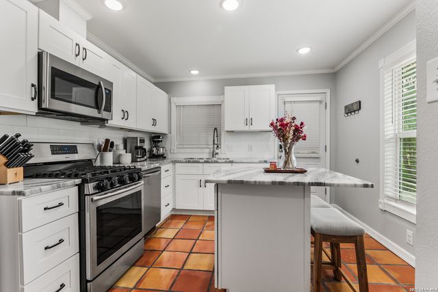 318 BREES BLVD, San Antonio, TX 78209