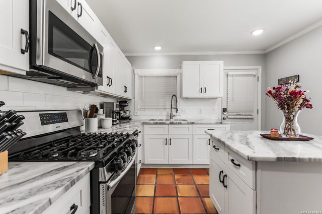 318 BREES BLVD, San Antonio, TX 78209