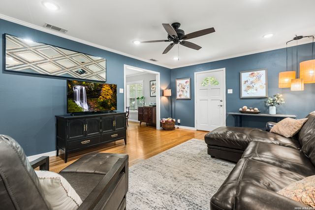 318 BREES BLVD, San Antonio, TX 78209