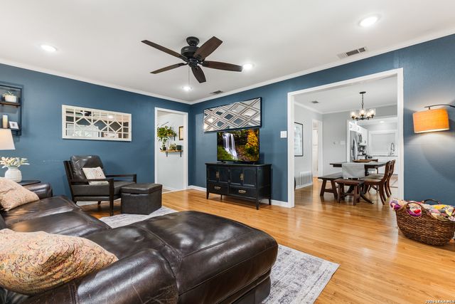 318 BREES BLVD, San Antonio, TX 78209