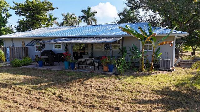 4501 Royal Palm Ranch DR, St. James City, FL 33956