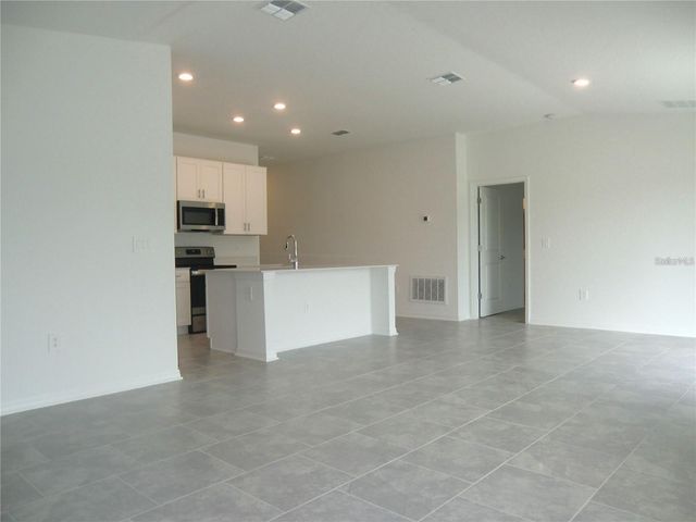 172 INMAN BOULEVARD, Winter Haven, FL 33881