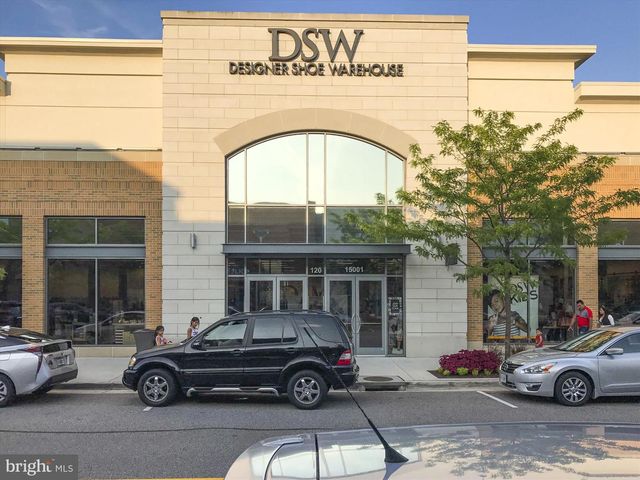 15551 JOHN DISKIN CIR, Woodbridge, VA 22191